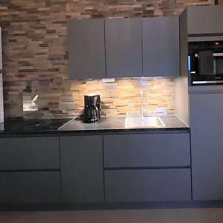 Apartmentshaus Dual - 2 4*
