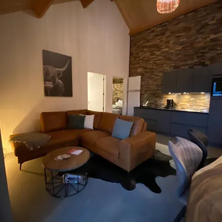 Ξενοδοχείο με διαμερίσματα Apartmentshaus Dual - 2 4*