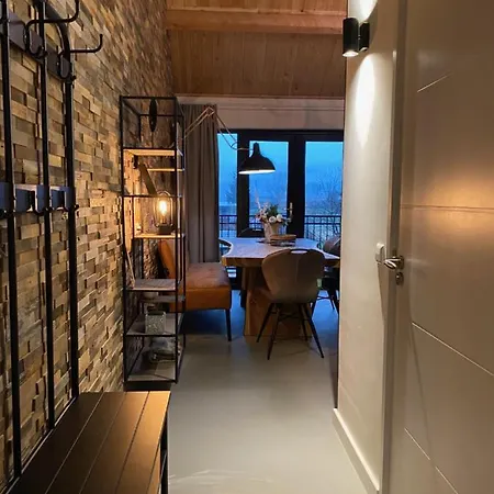 Ξενοδοχείο με διαμερίσματα Apartmentshaus Dual - 2 4*